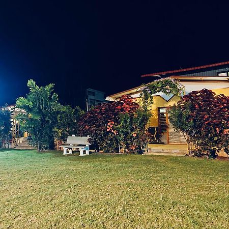 Villa Kashmir Farmhouse - Hyderabad Exterior foto