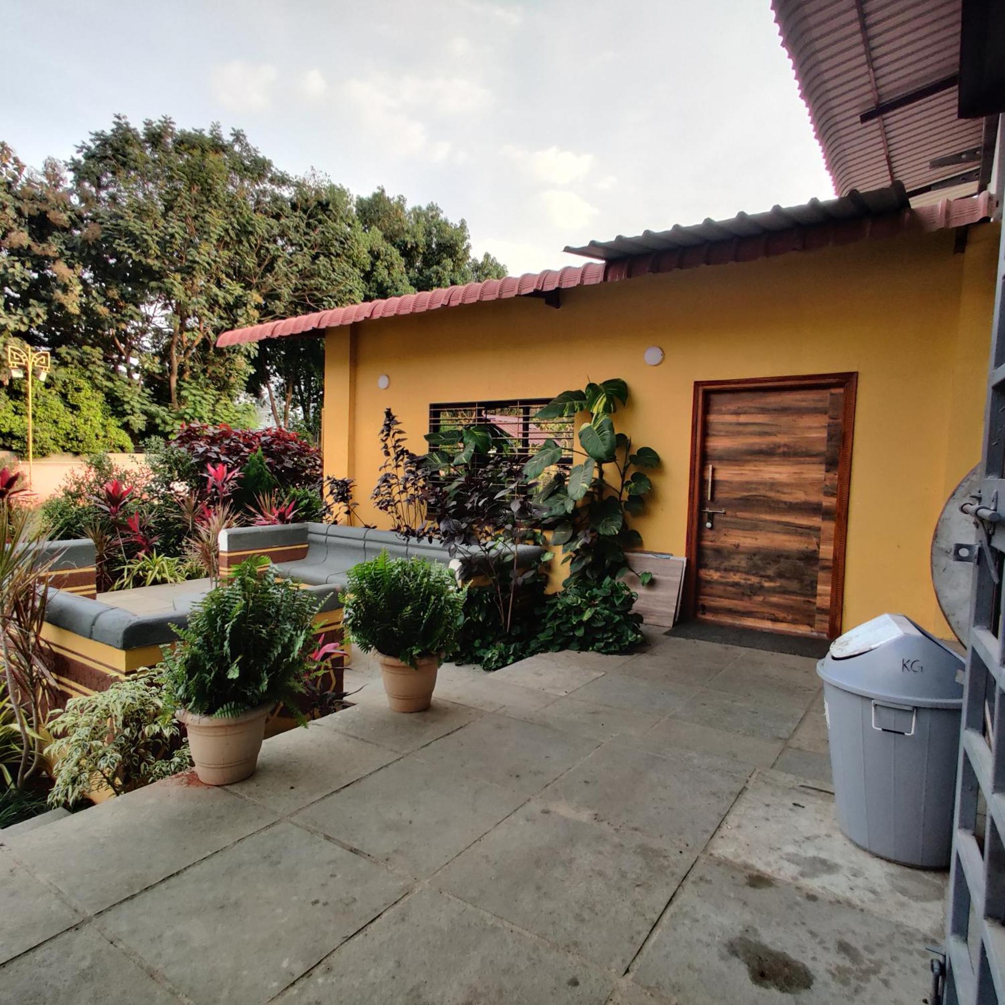 Villa Kashmir Farmhouse - Hyderabad Exterior foto