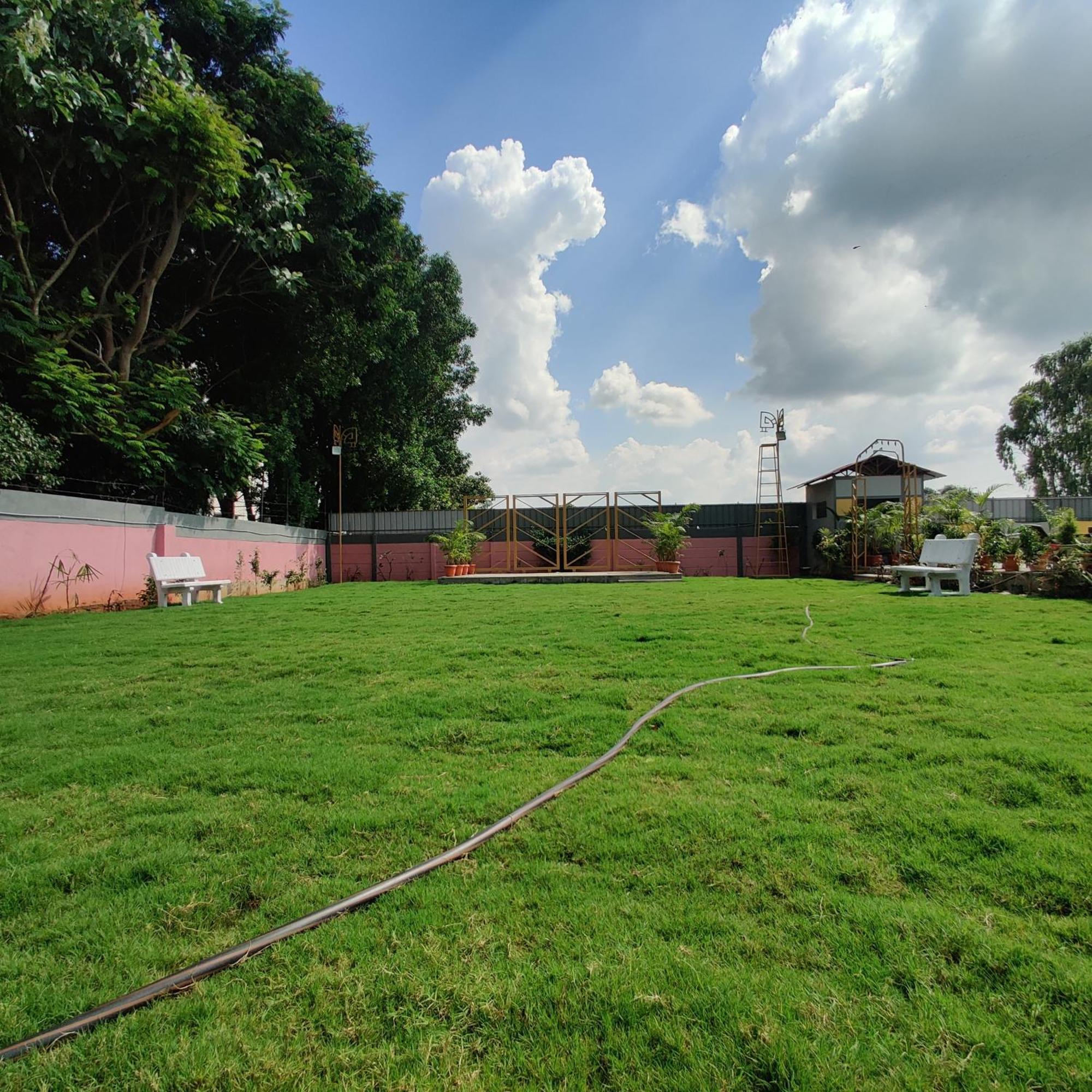 Villa Kashmir Farmhouse - Hyderabad Exterior foto